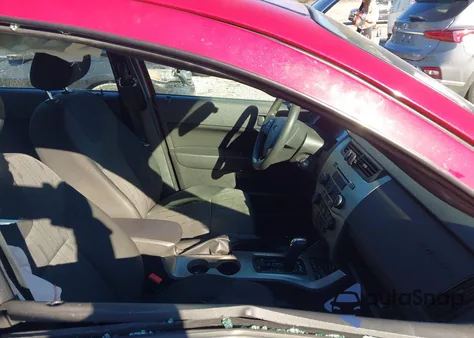 2009 Ford Focus Se from USA, damaged, VIN 1FAHP35N49W230757